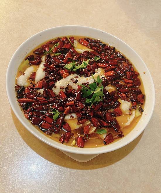 13. Fish Slice with Chilli Oil 鲜汤沸腾鱼